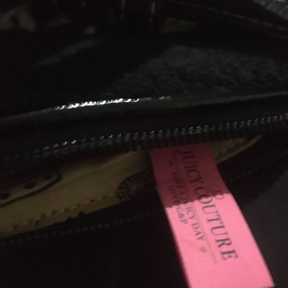 SOLD.  Rare JUICY COUTURE STRAWBERRY 🍓 AUTHENTIC SMALL PURSE - Picture 5 of 14